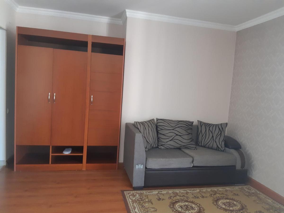 Hotel Park Green Pʼotʼi Bagian luar foto